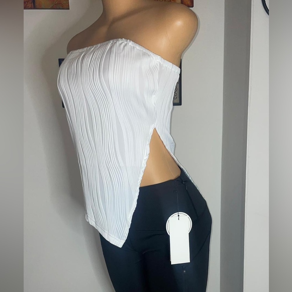 Privé Solid Asymmetrical Hem Tube Top XL in white